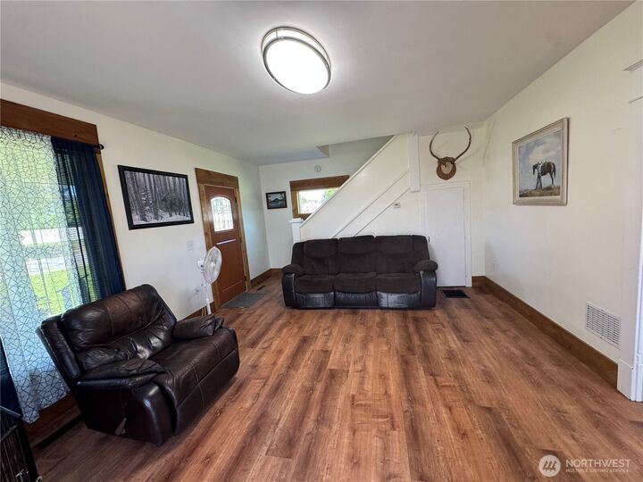 Property Photo: 873 1st Avenue WA 98840