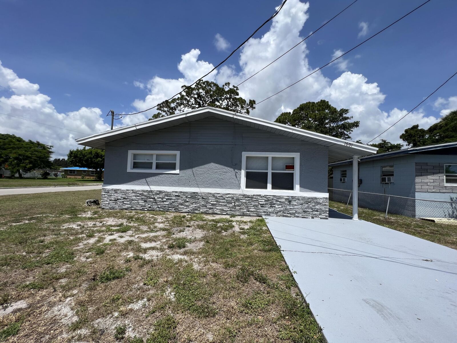 Property Photo: 1601 N 18th Street FL 34950