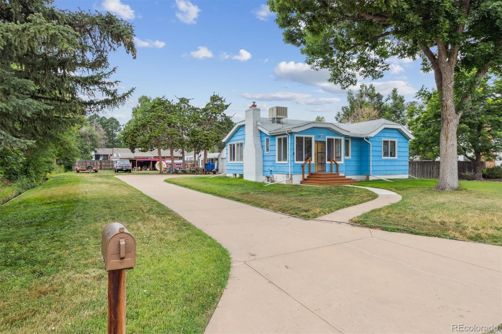 1165 Independence Street  Lakewood CO 80215 photo