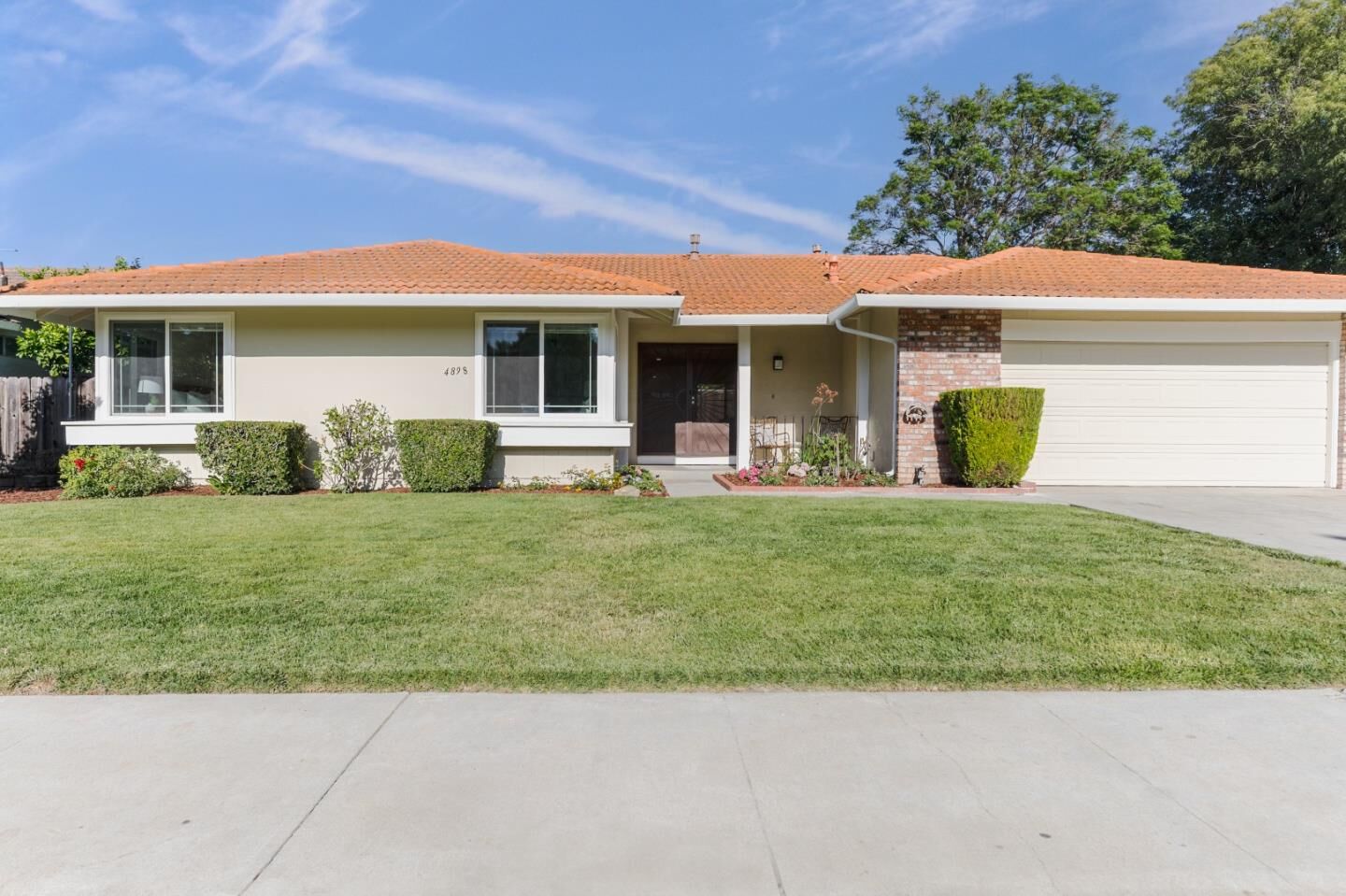 Property Photo:  4898 Rue Bordeaux  CA 95136 