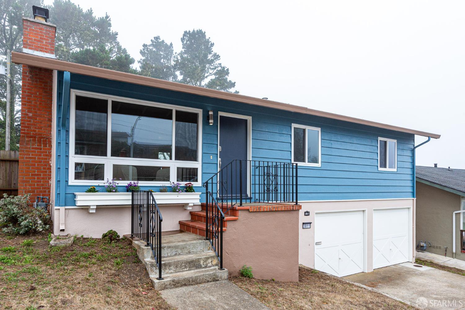 Property Photo: 3811 Madera Way CA 94066