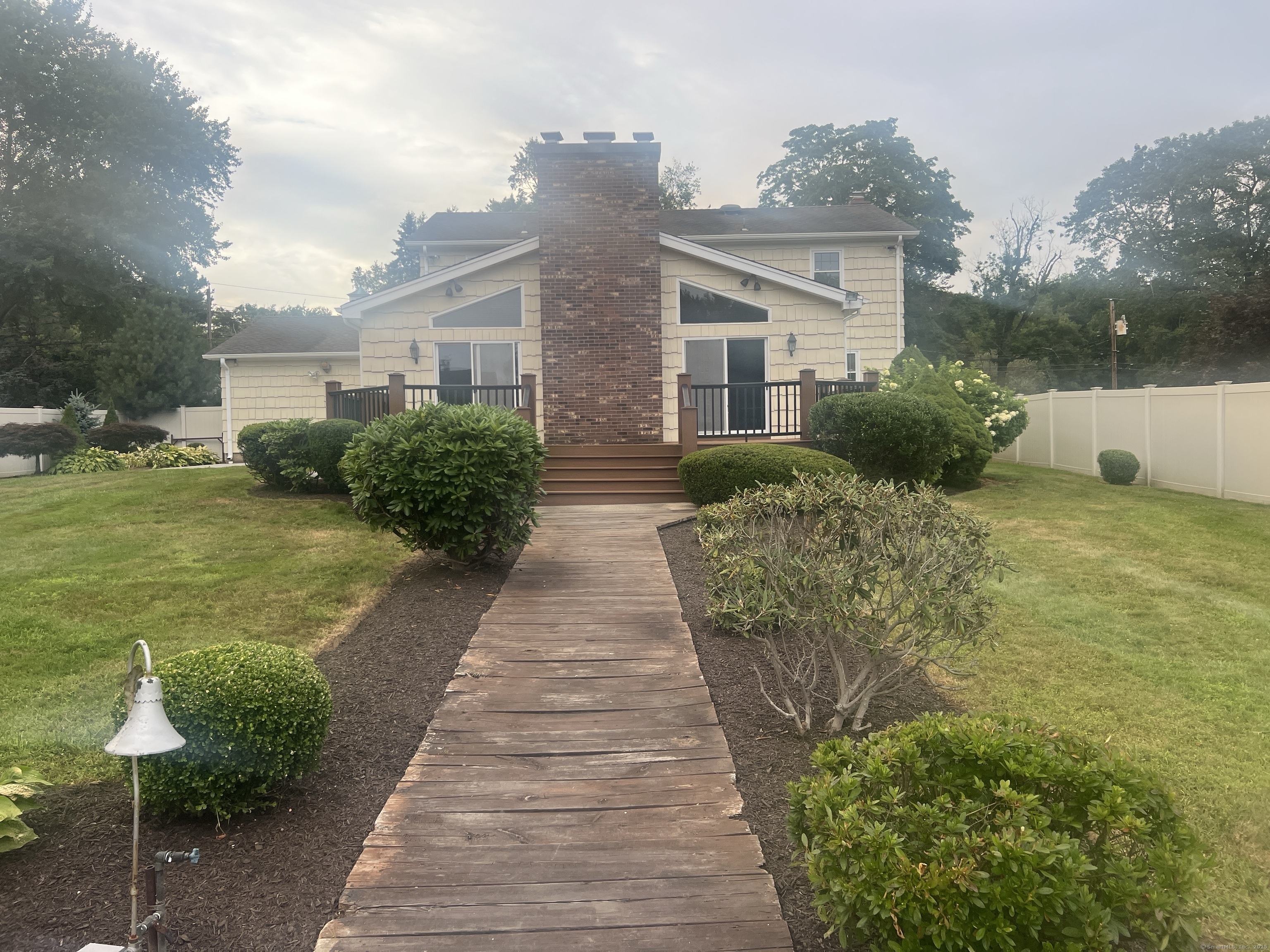 Property Photo: 420 Narrow Lane CT 06477