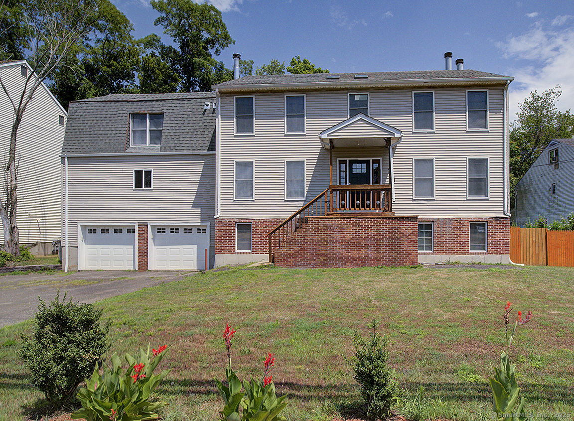 Property Photo:  1681 Litchfield Turnpike  CT 06525 
