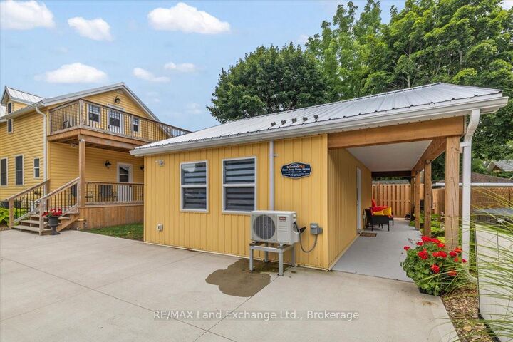 Property Photo:  42 Huron Street N  ON N0H 2L0 