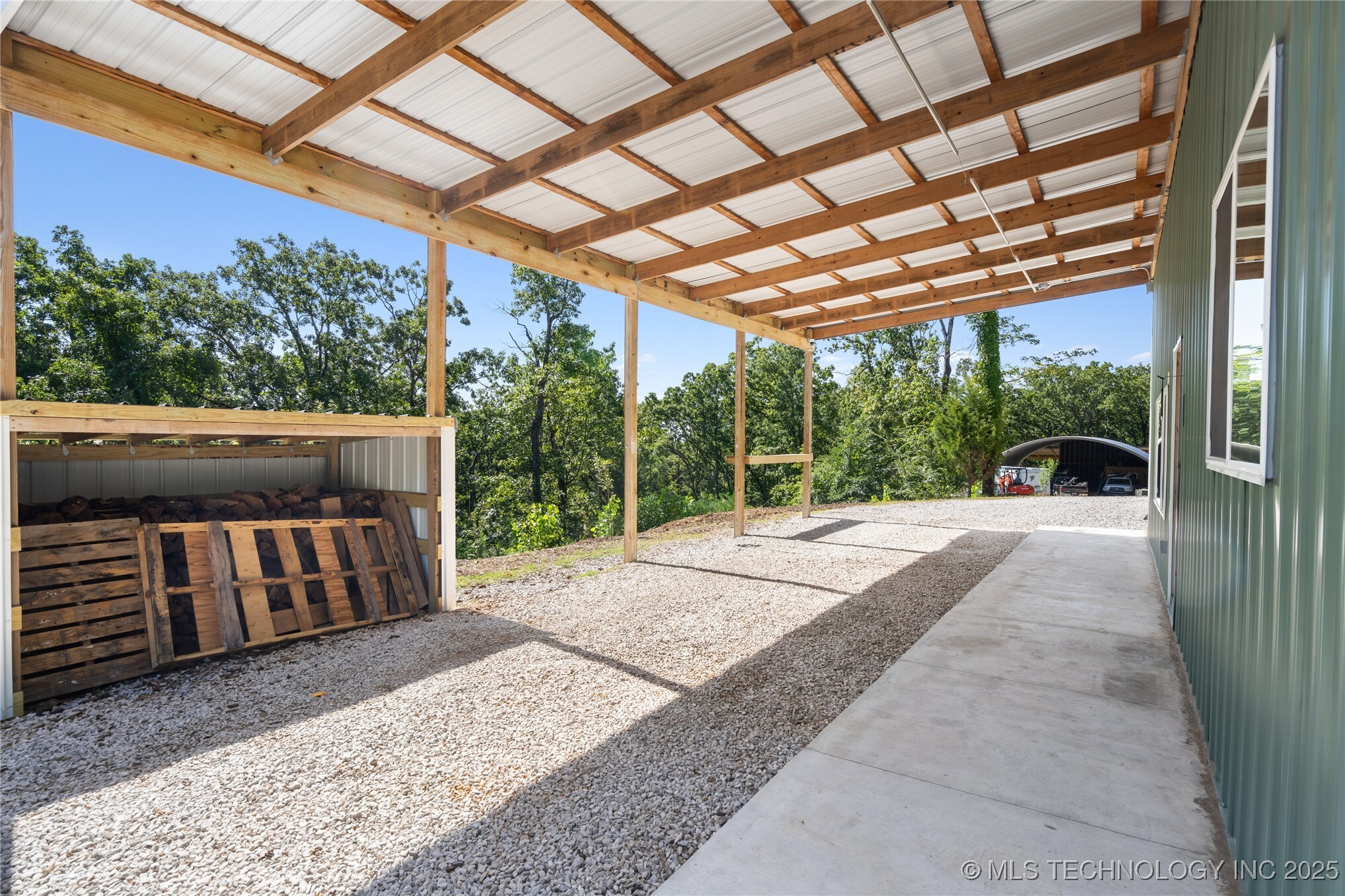 Property Photo: 214 Shady Lane OK 74435