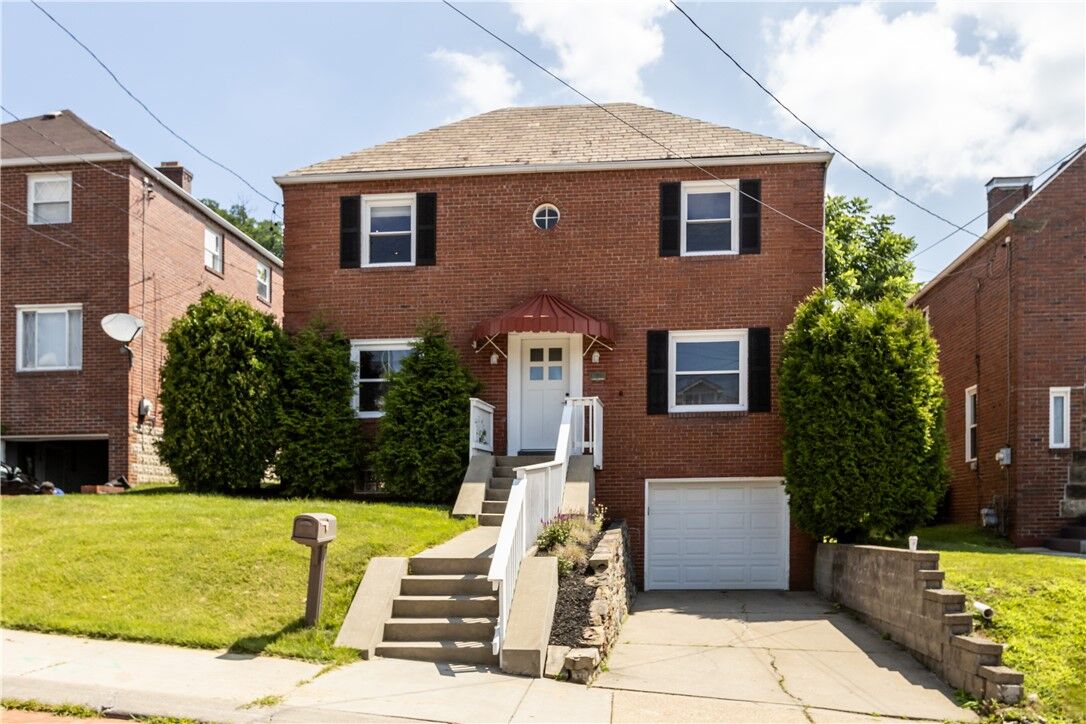 Property Photo: 2153 Walton Ave PA 15210