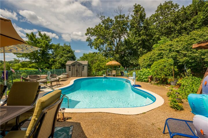 Property Photo: 190 Delaware Trl PA 15367