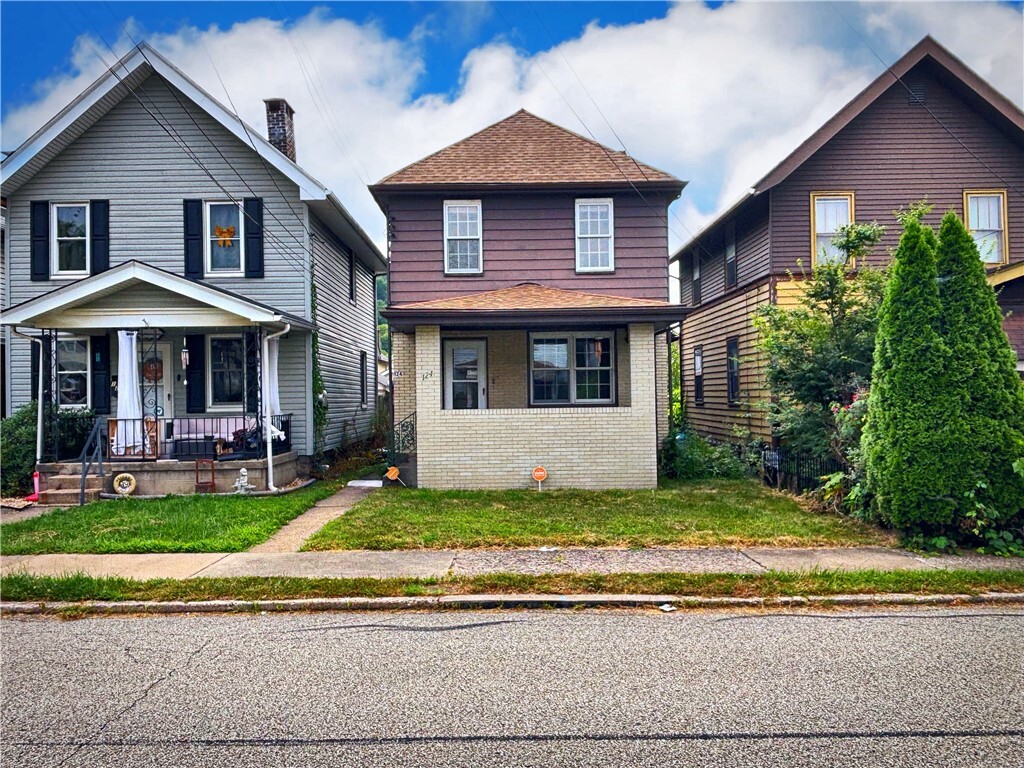 Property Photo: 124 8th St PA 15145