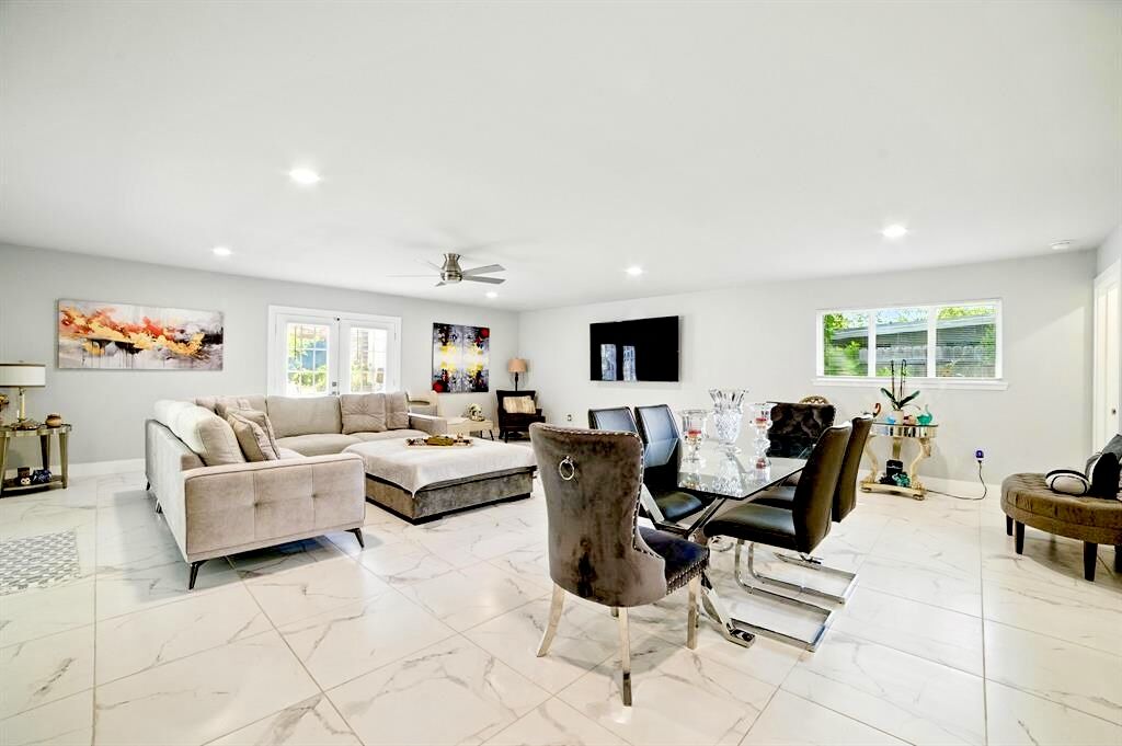 Property Photo: 3308 Bengston Street TX 78702