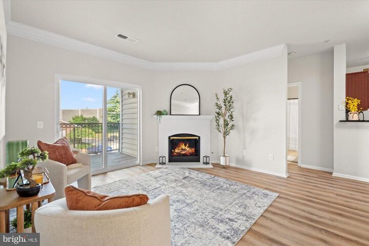 Property Photo: 1571 Spring Gate Drive 6213 VA 22102