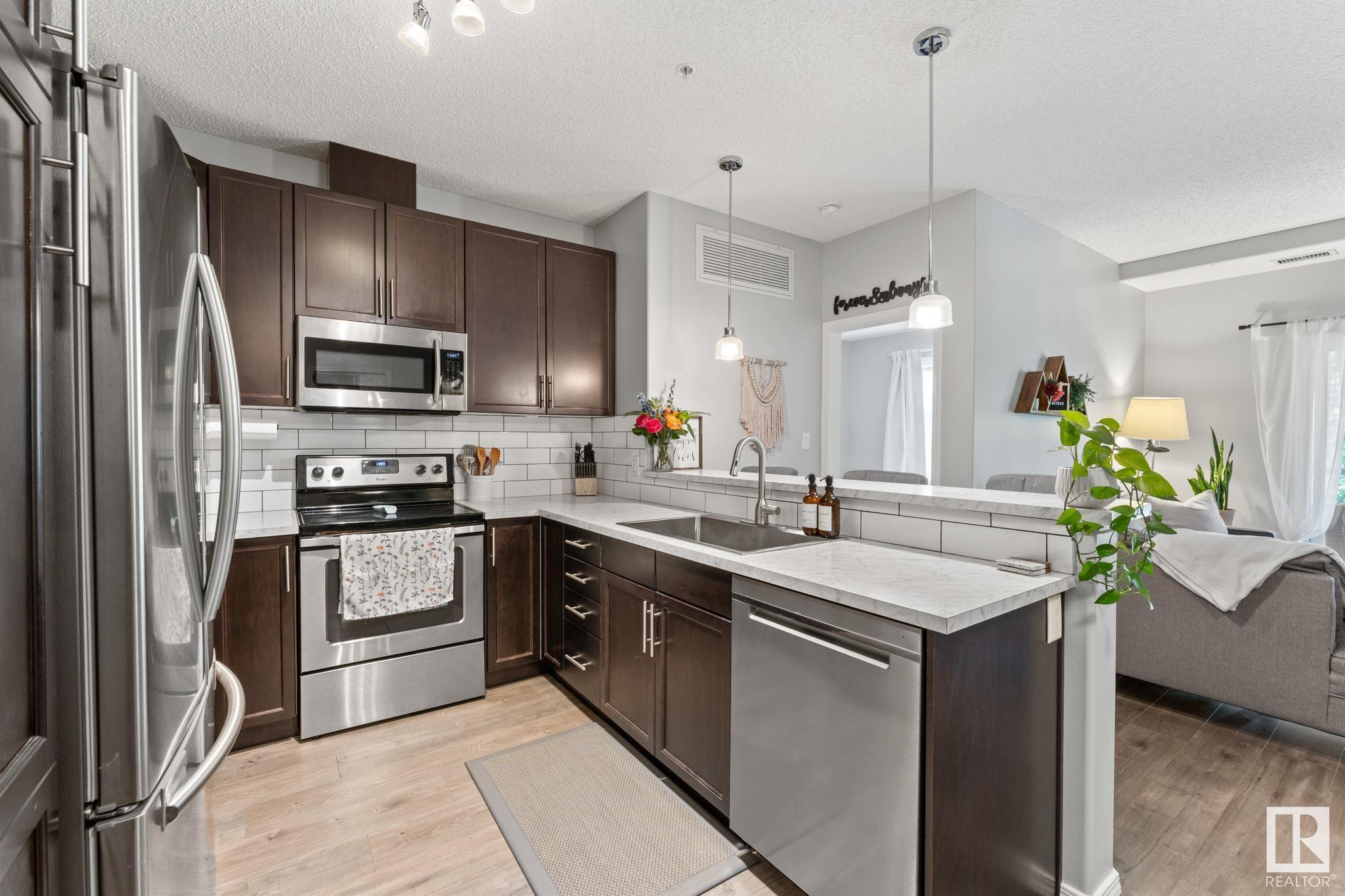7825 71 Street NW 244  Edmonton AB T6B 3R9 photo