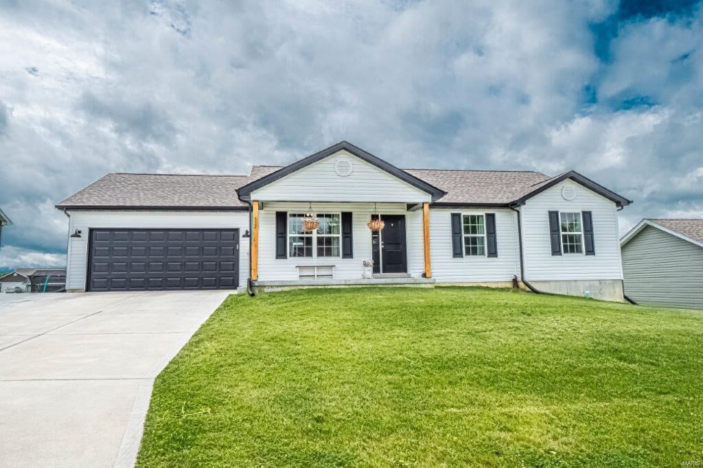 Property Photo:  112 Linder Lane  MO 63389 