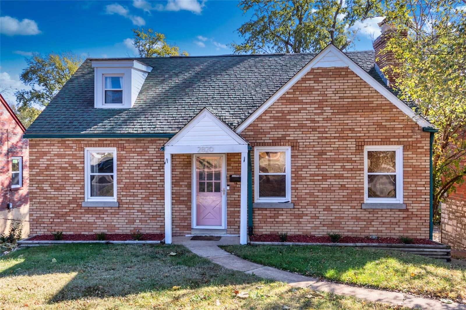 Property Photo: 2820 Telegraph Road MO 63125