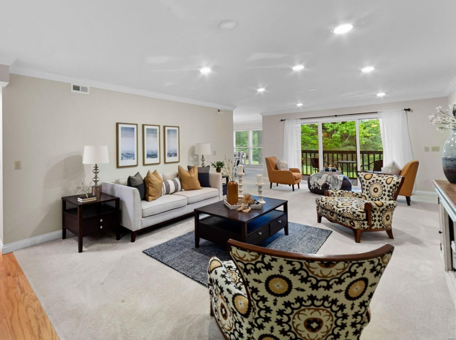 Property Photo: 578 Sarah Lane 208 MO 63141