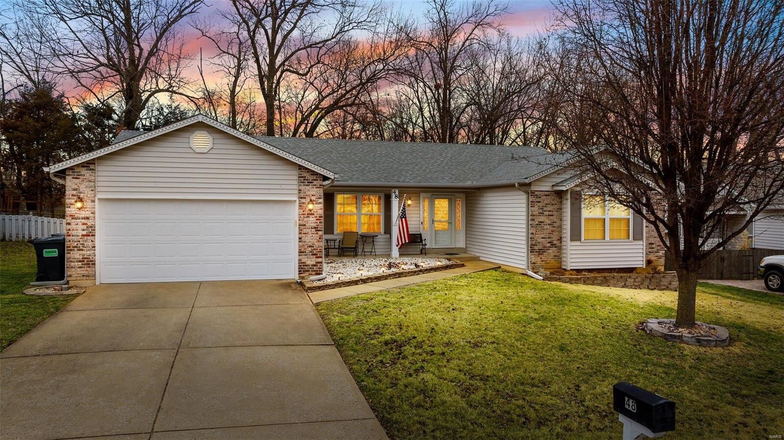 Property Photo: 48 Kingsbridge Court MO 63304