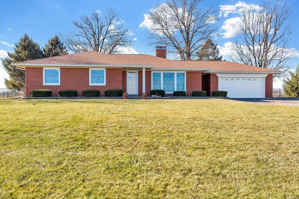 Property Photo:  9019 State Route 3  IL 62236