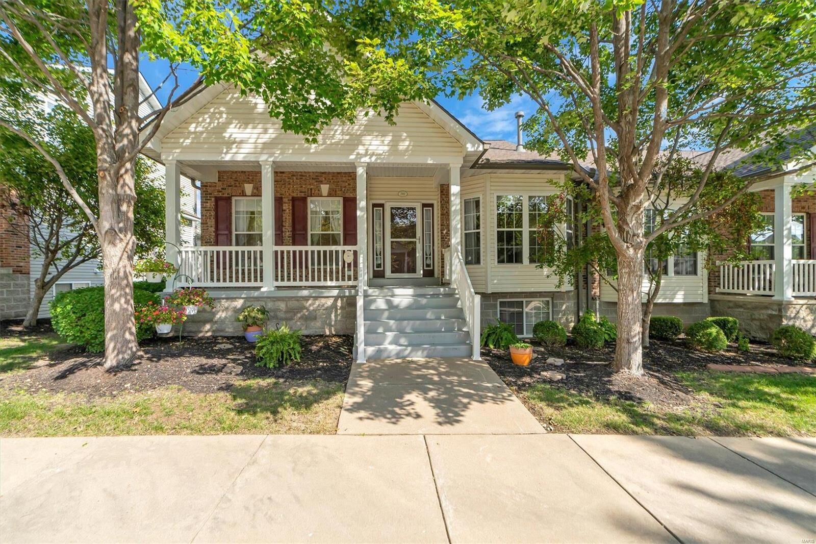 Property Photo: 781 Queens Court Place MO 63376