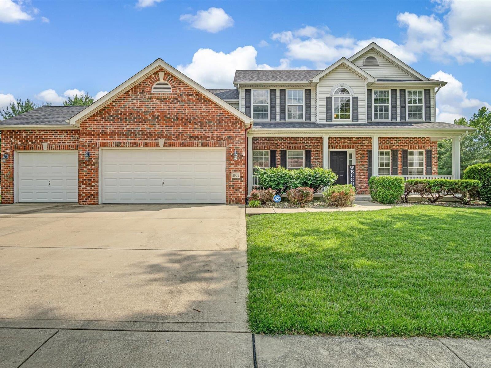 Property Photo:  3109 Roan Hill Drive  IL 62221 