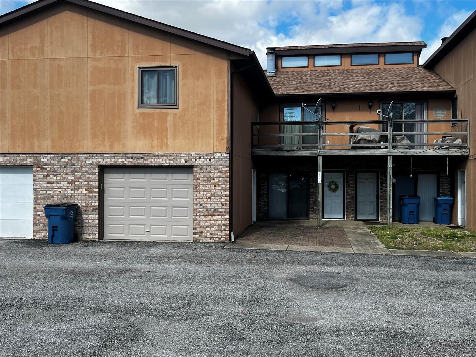 Property Photo: 128 Sandridge Drive IL 62234