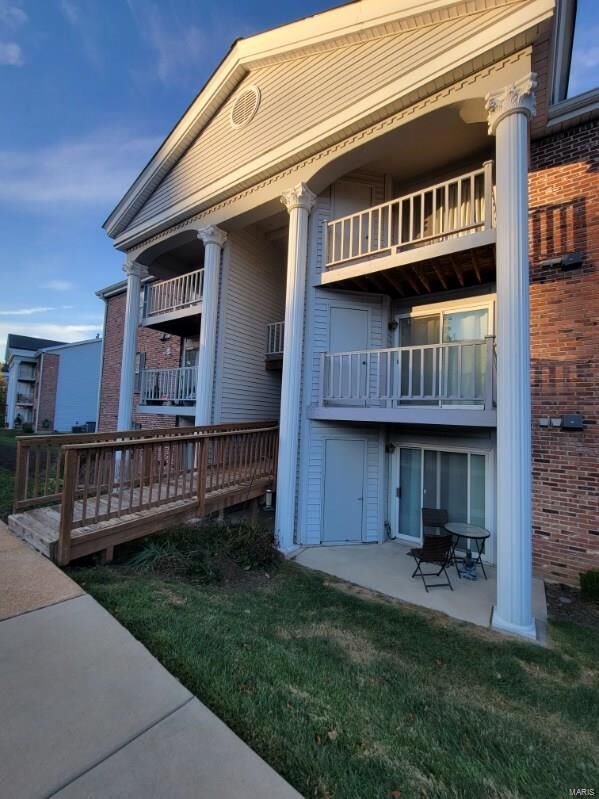 Property Photo:  7415 Triwoods Drive H  MO 63119 