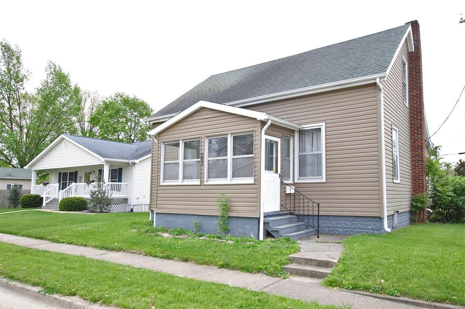 Property Photo: 201 E Third Street IL 62269