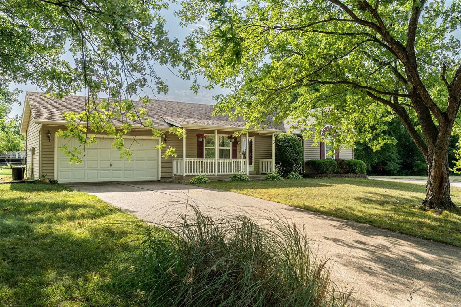 Property Photo:  7703 Lakefield Court  MO 63084 