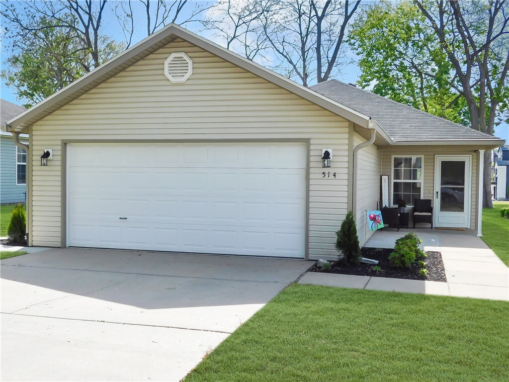 514 SE D Street  Bentonville AR 72712 photo