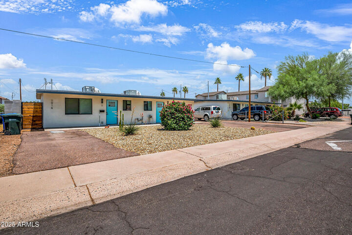 1016 E Fairmount Avenue  Phoenix AZ 85014 photo