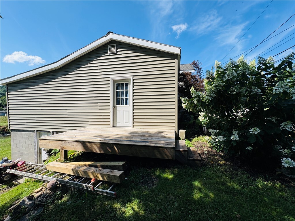 Property Photo: 34 Tuscarora Street NY 14801