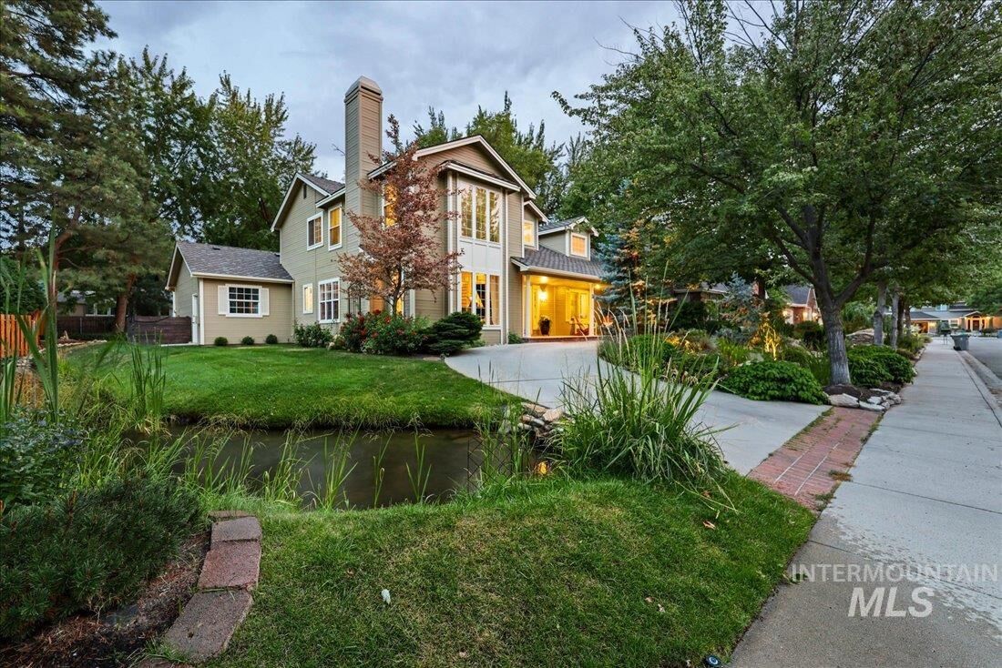 Property Photo: 1327 Regatta ID 83706