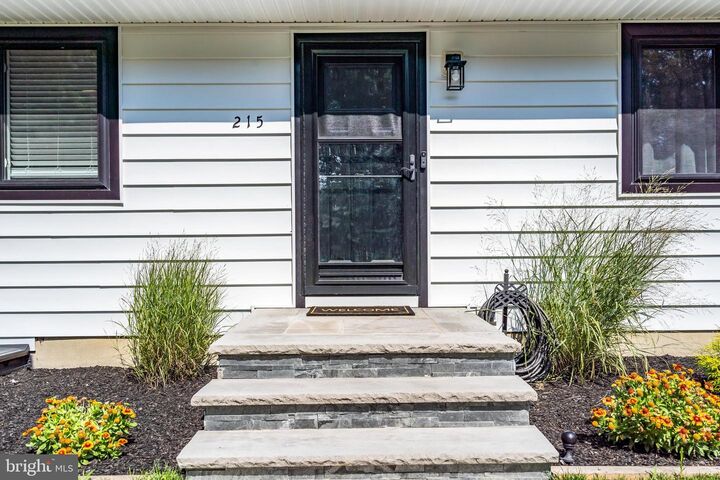 Property Photo:  215 Avenue Road  NJ 08088 