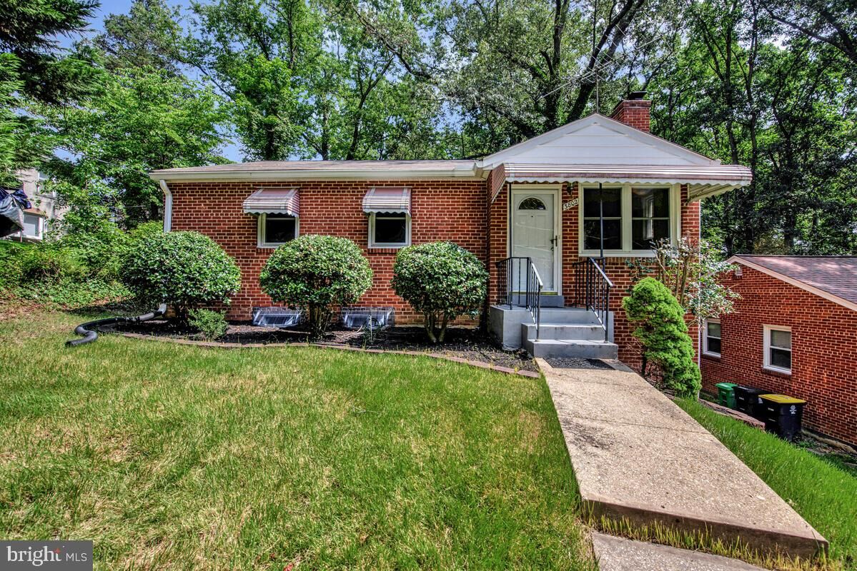 Property Photo: 3802 Crystal Lane MD 20748