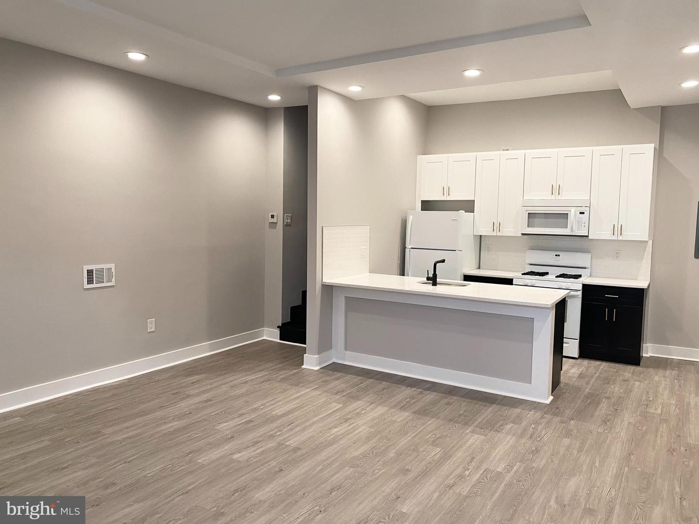 Property Photo: 1416 S 20th Street PA 19146