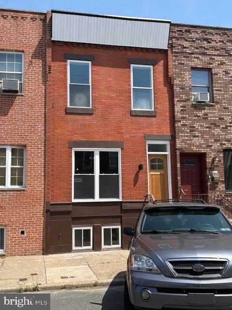 Property Photo: 1911 W Ritner Street PA 19145