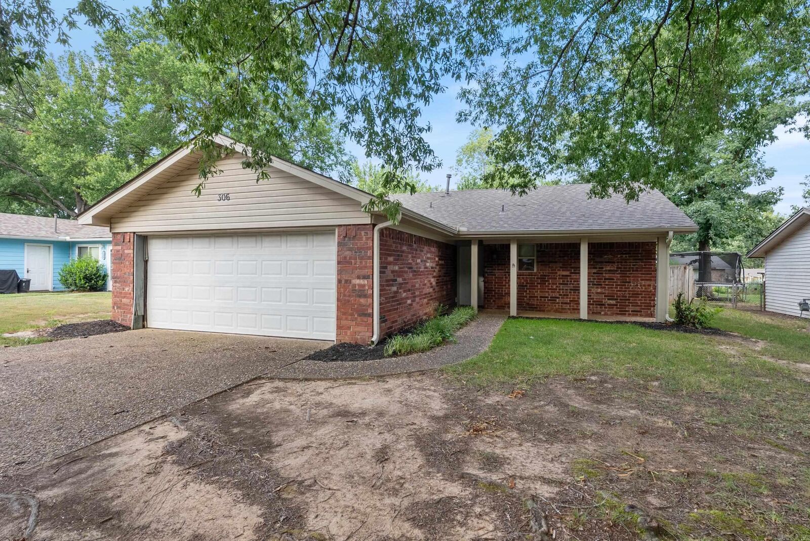 Property Photo:  306 Club Lane  AR 72034 