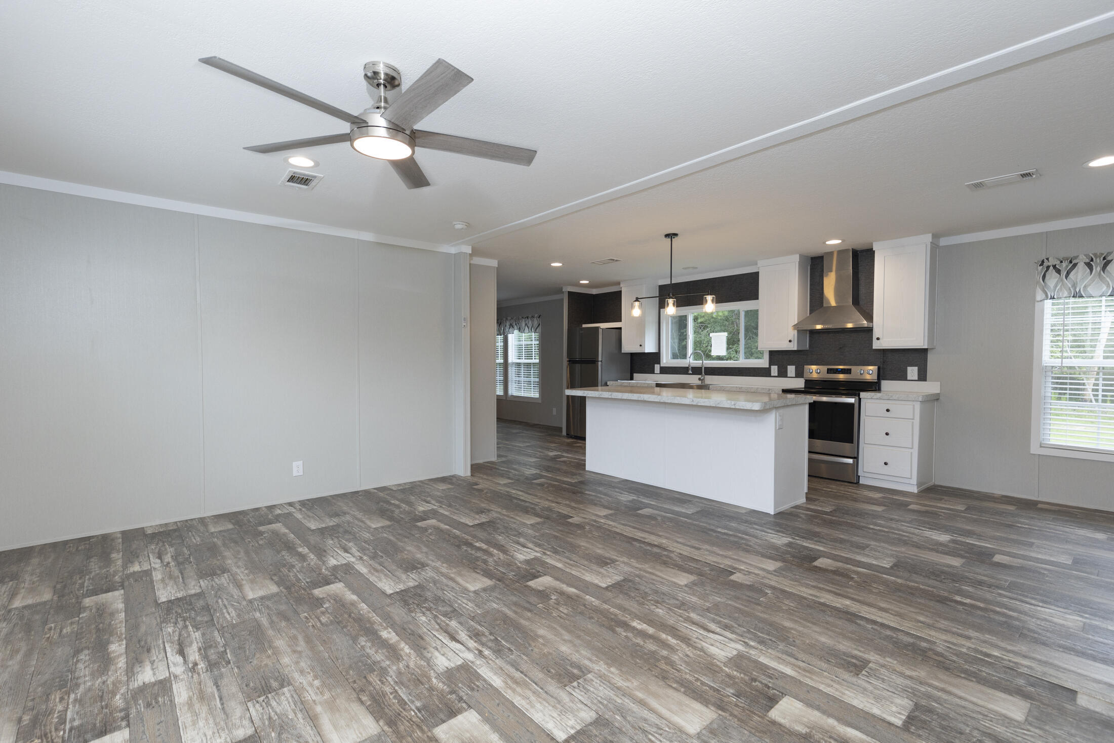 Property Photo:  124 Wilder Road  SC 29479 