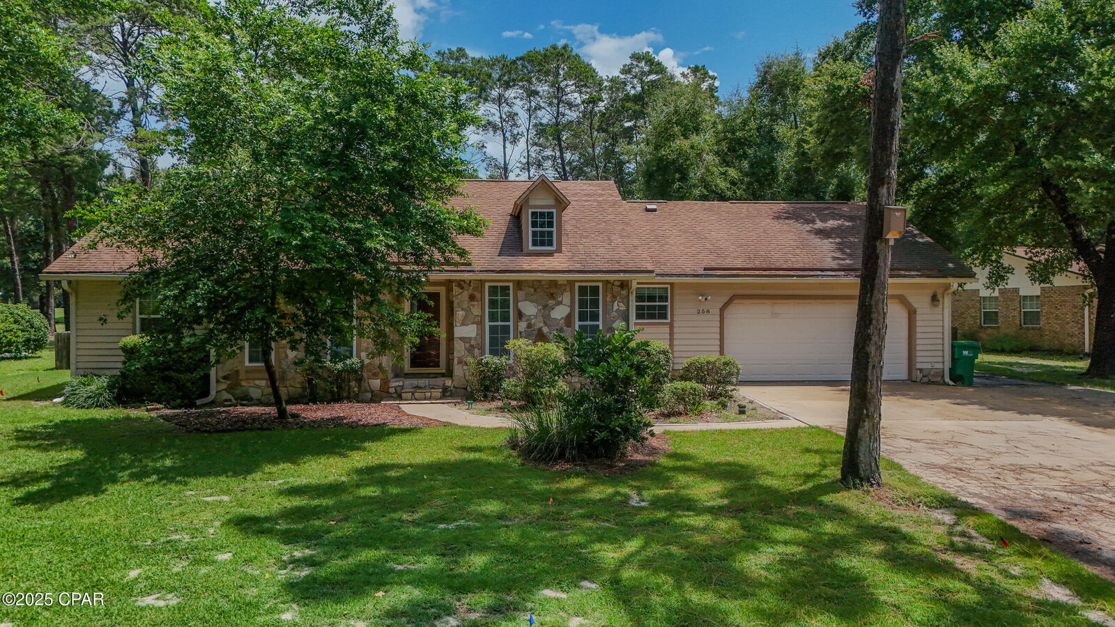 Property Photo:  258 Wava Avenue  FL 32578 