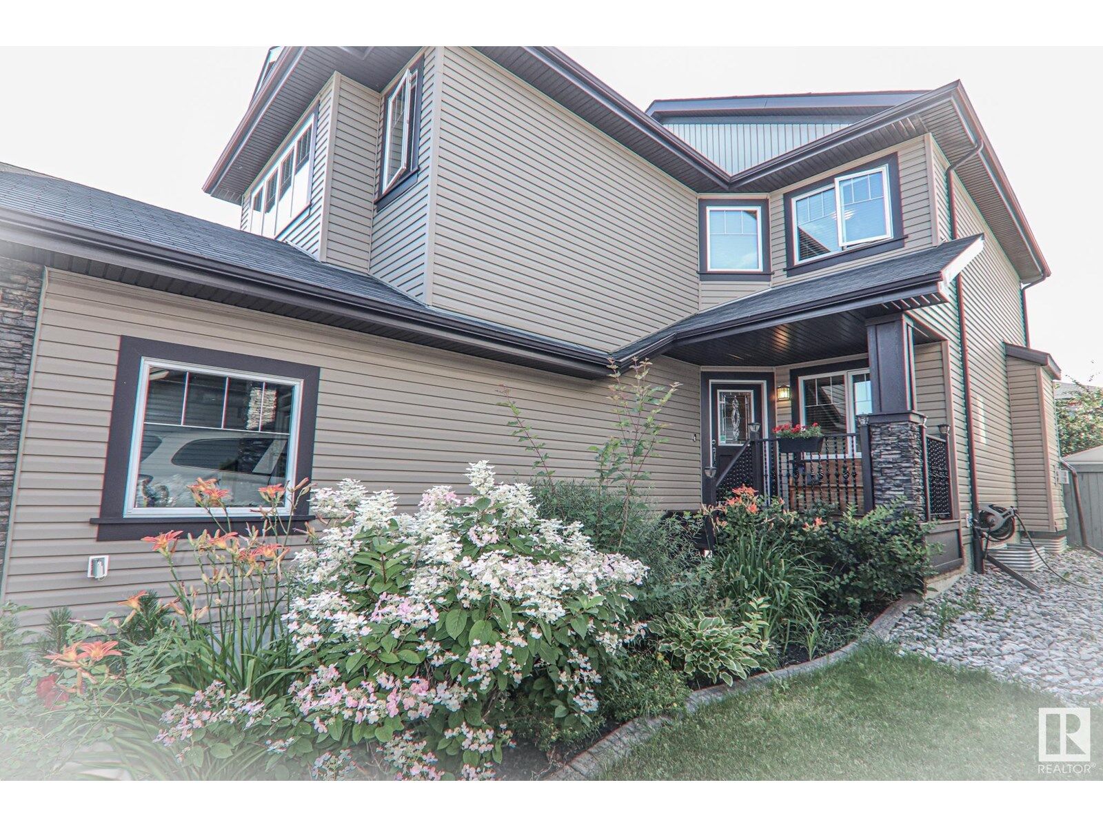Property Photo:  3619 Goodridge Cr NW  AB T5T 6L3 