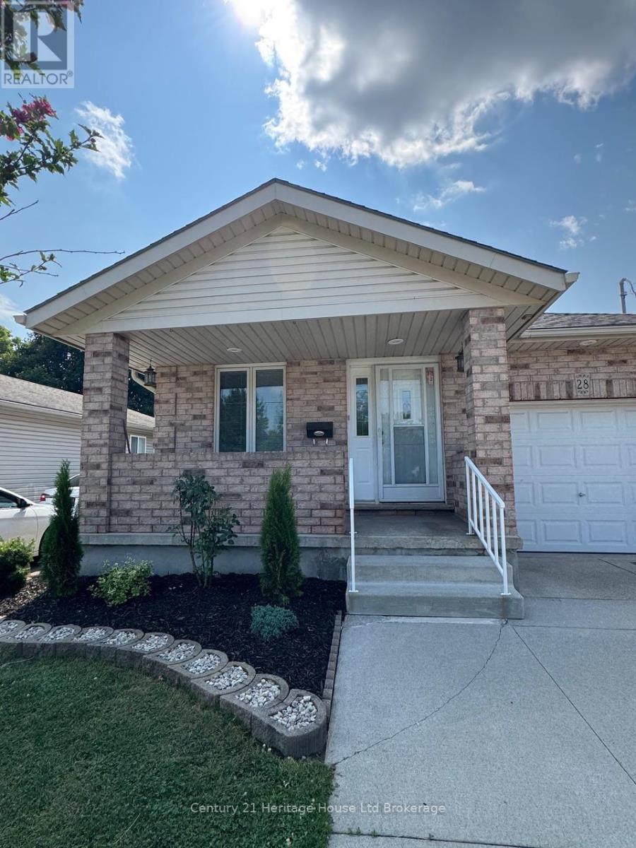 Photo de la propriété:  28 Teeple Street  ON N4S 3Y7 