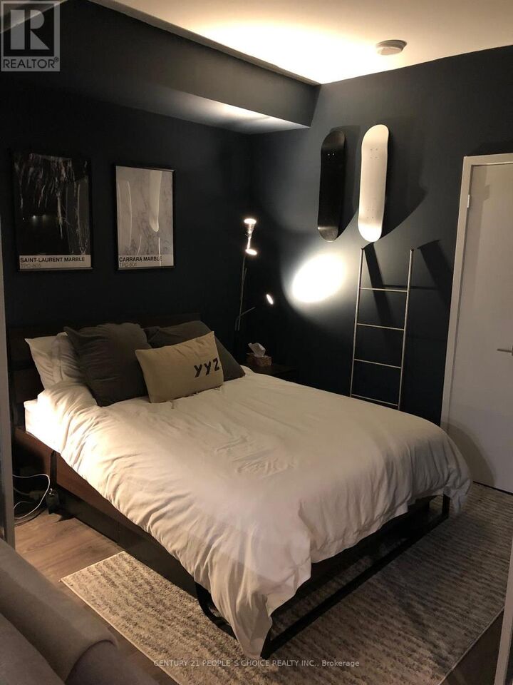 Photo de la propriété: 70 Temperance Street 5314 ON M5H 0B1