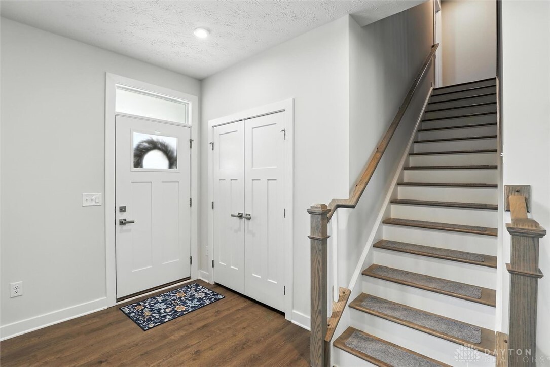 Property Photo:  470 Pleasant Ridge Drive  OH 45036 