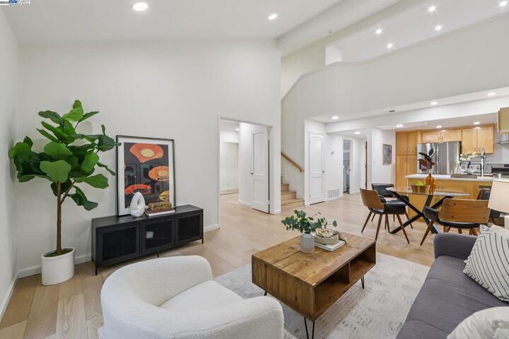 Property Photo:  4155 Twin Peaks Ter  CA 94538 