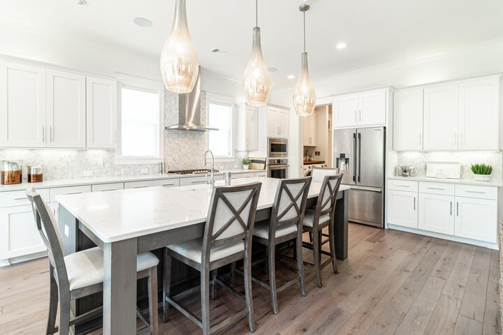 Property Photo: 395 Ridgewalk Circle FL 32459