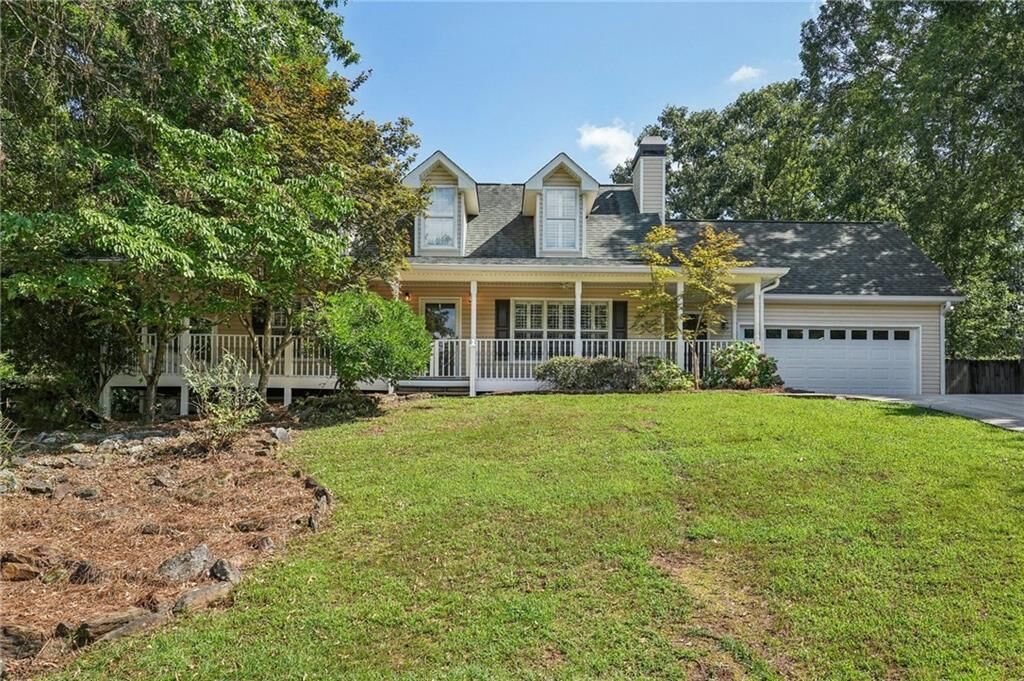 Property Photo: 7005 Walnut Mill Landing GA 30040
