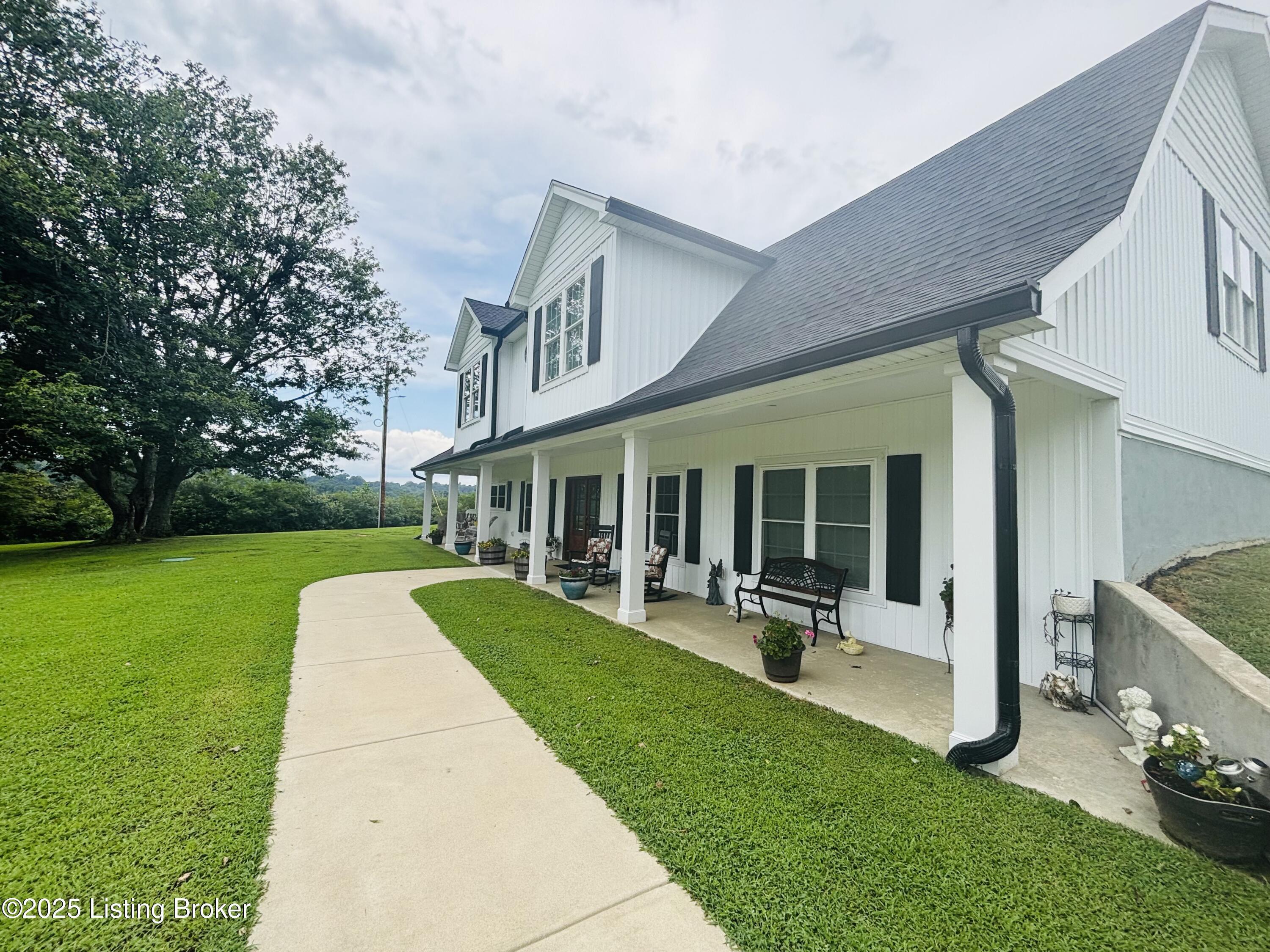 Property Photo: 917 E Highway 86 KY 40146