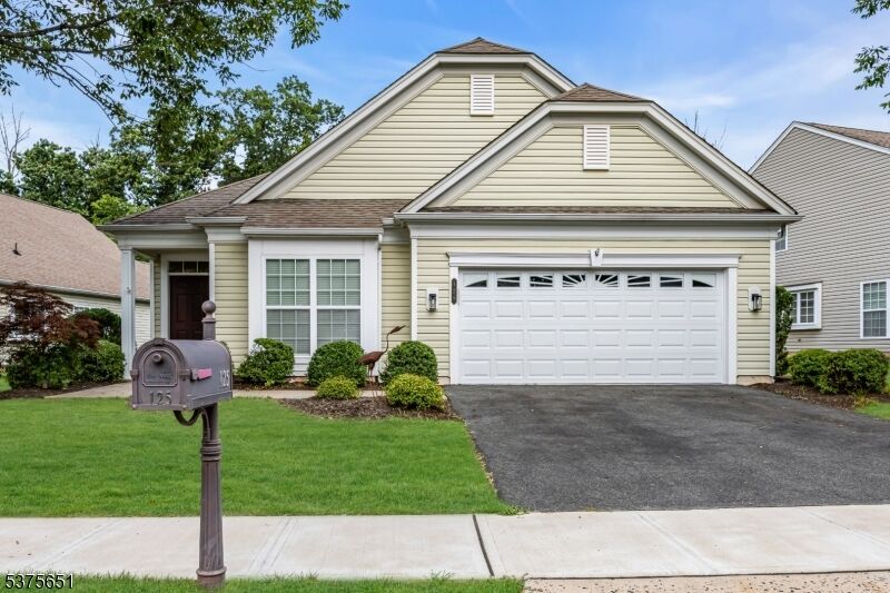 Property Photo:  125 Stone Manor Dr  NJ 08873 