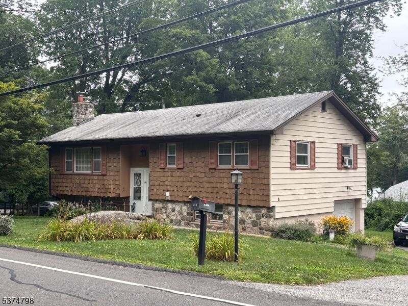 Property Photo:  150 Highland Lakes Rd  NJ 07422 