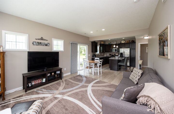 Property Photo:  3018 SE Glenstone Drive  IA 50111 