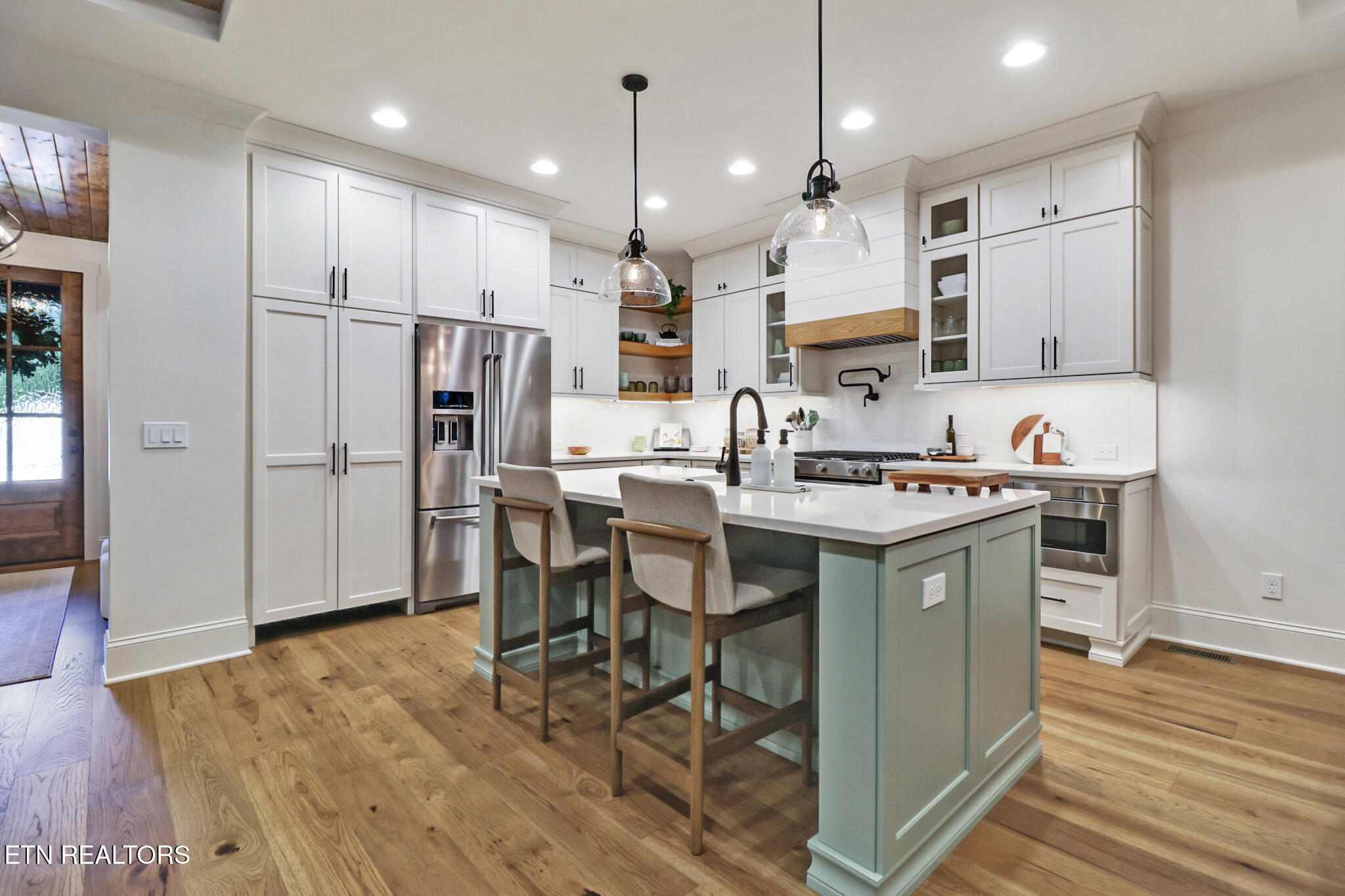 Property Photo:  21 Oakcrest Circle  TN 38558 