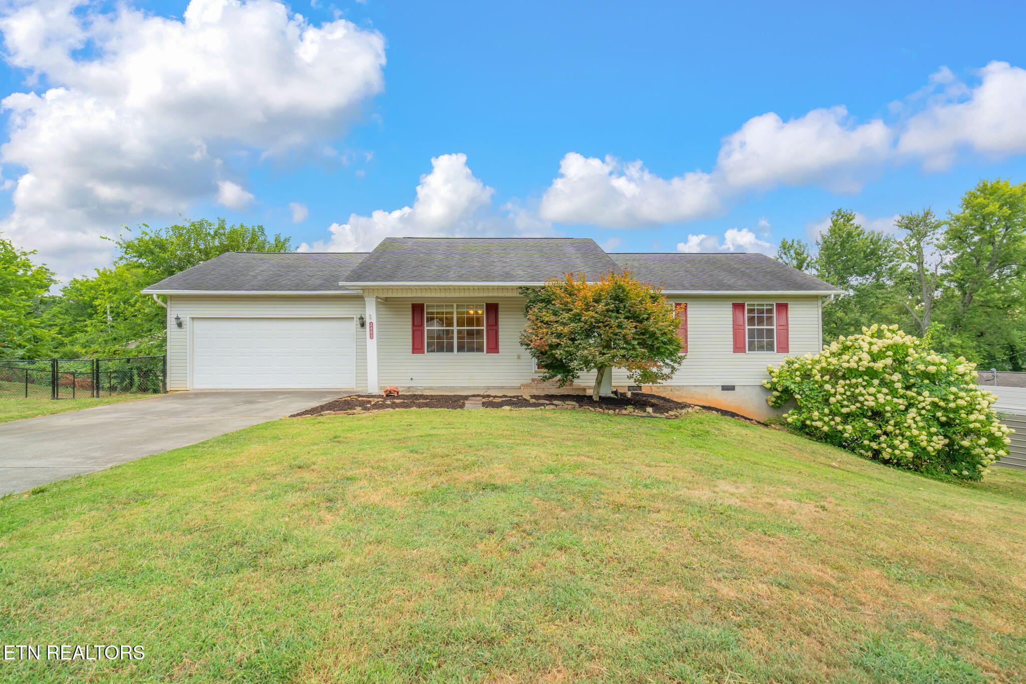 Property Photo:  2403 Quantico Drive  TN 37804 